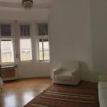 Casa Liberty Gutenberg Ter